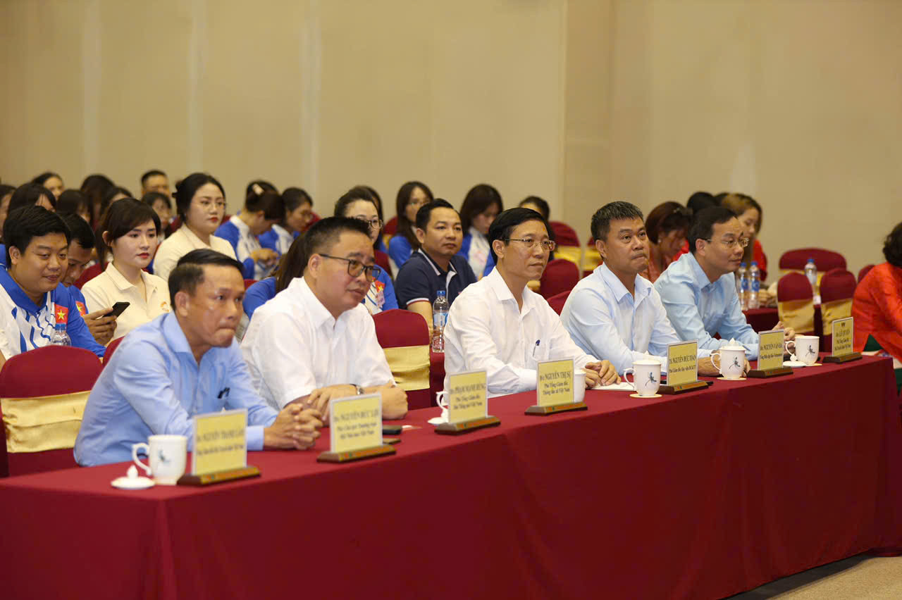 Gặp mặt, động viên Khối Báo chí Cách mạng Việt Nam tham gia diễu hành dịp 2/9