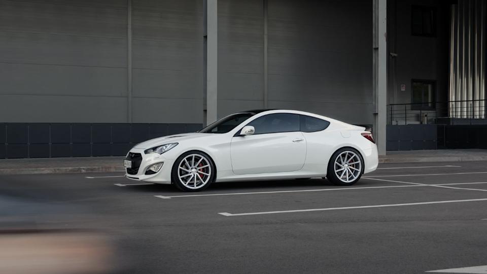 Hyundai Genesis Coupe 3.8 R-Spec