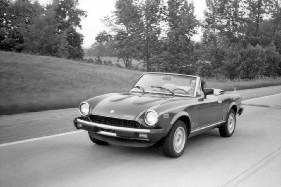 1982 fiat turbo spider 2000