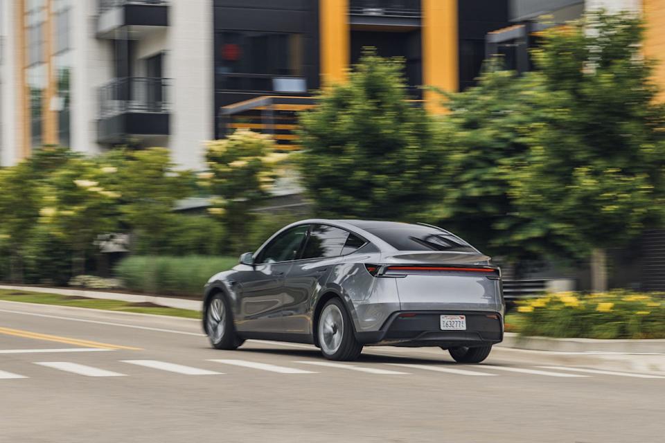 2026 tesla model y long range awd juniper