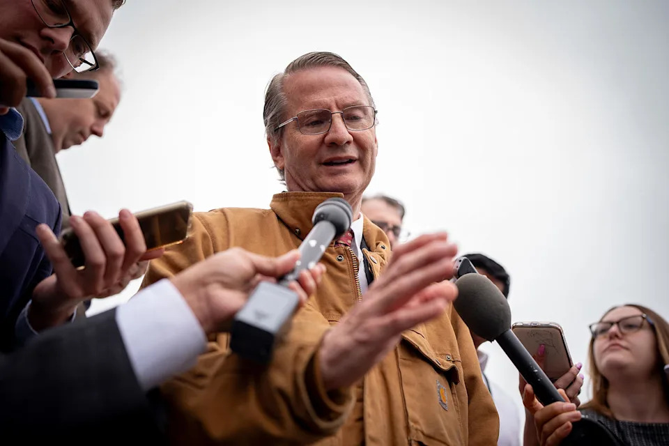 House Speaker Mike Johnson Continues Plan To Vote On Foreign Aid Bills Over Weekend (Andrew Harnik / Getty Images)