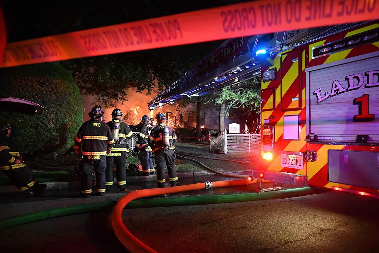 Historic New Jersey Synagogue Engulfed in Flames as Rabbi and His Family 'Luckily' Escape Inferno