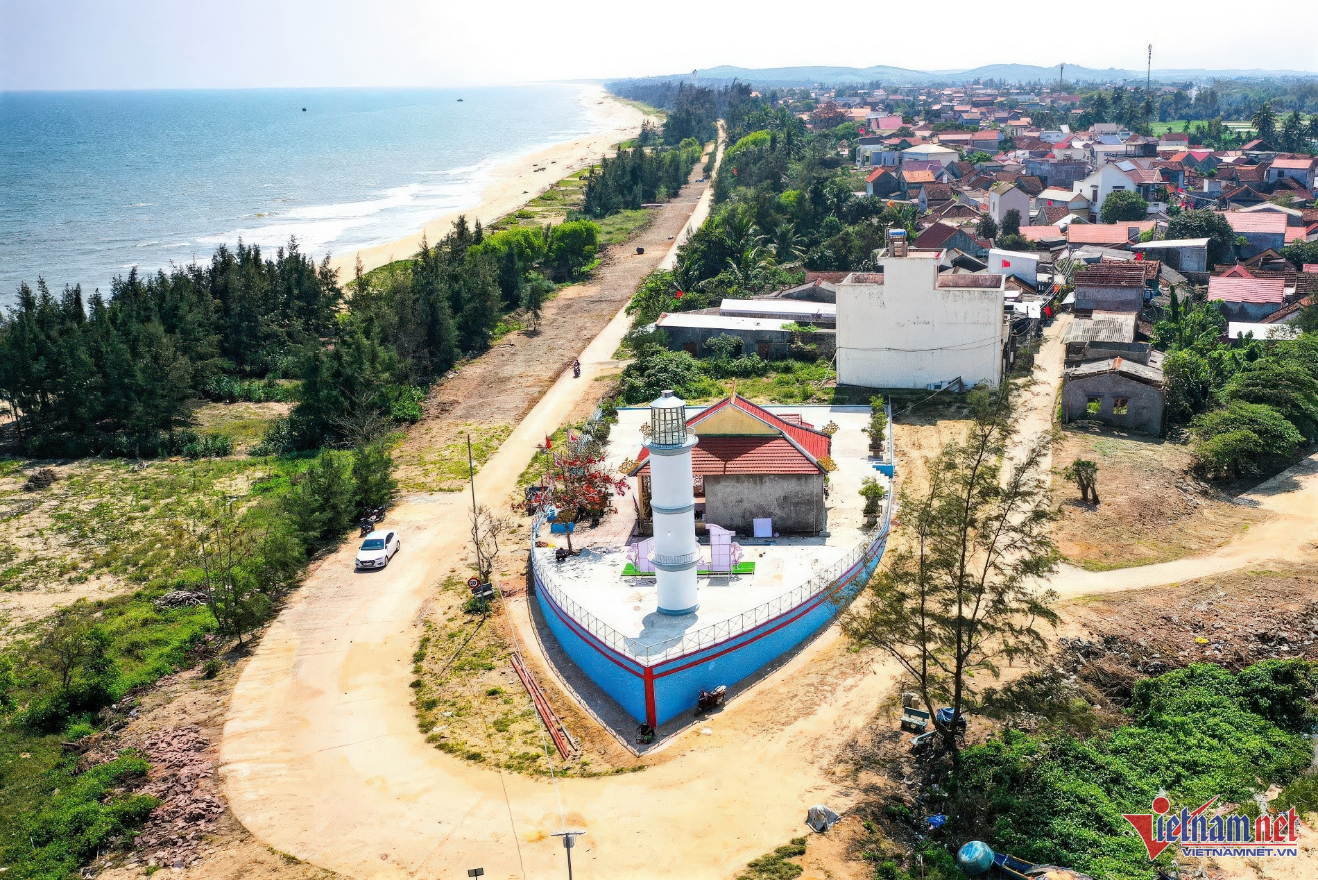 Cận cảnh tuyến đường ven biển 1,7 km khiến 9 cán bộ, giám đốc 'ngã ngựa'