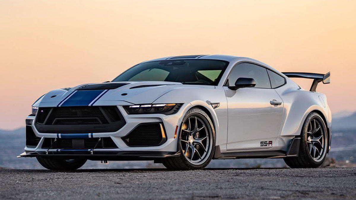Shelby’s New Super Snake-R Is an 850 Muscle Car With a Manual Transmission