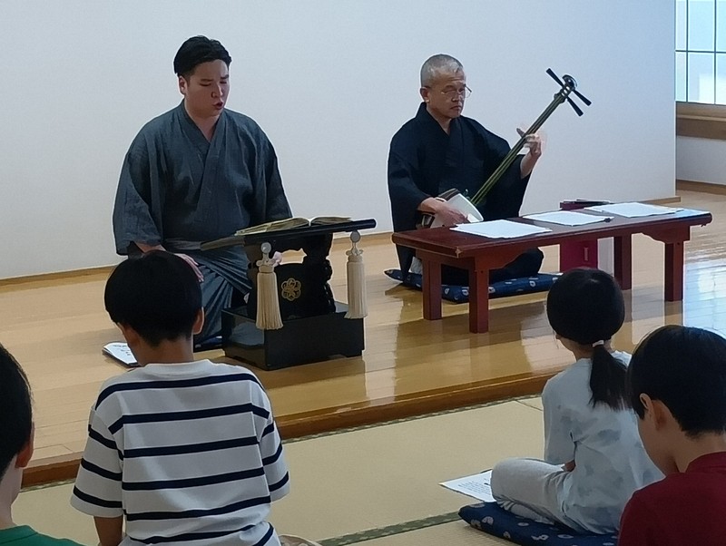 歌舞伎の音楽「竹本」に触れて　「太夫」の発声に挑戦　東京・浅草