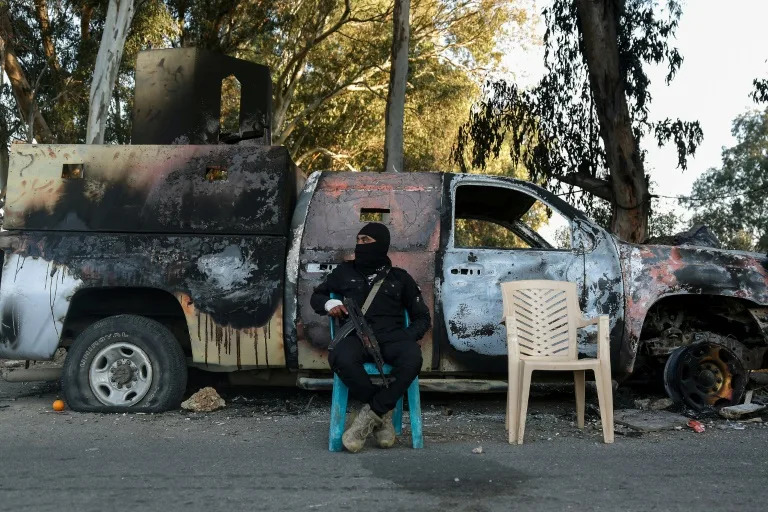 UN commission finds violence against Syria Alawites likely included 'war crimes'