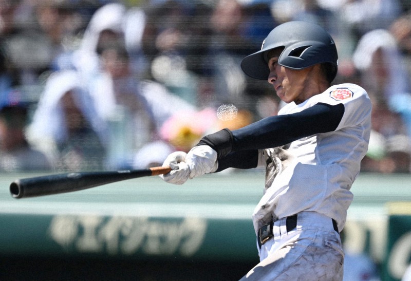 沖縄尚学が初の決勝進出　山梨学院を逆転で降す　夏の甲子園