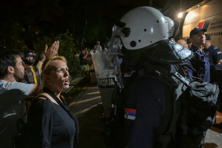 Serbia's political crisis escalates into clashes