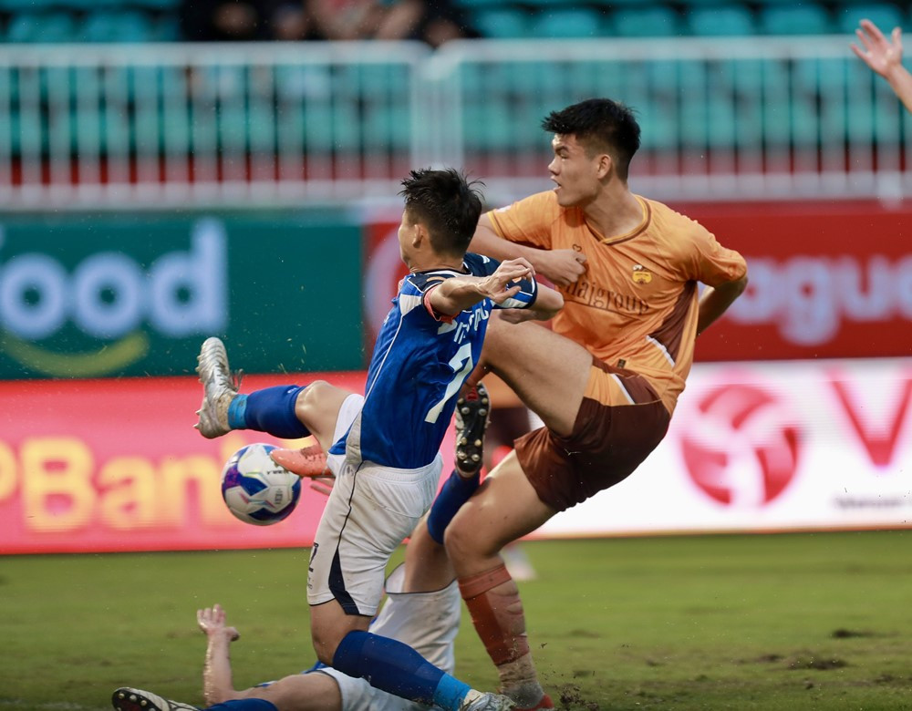 HAGL thua đậm nhất vòng 1 V-League: Bầu Đức còn gì để kiêu hãnh