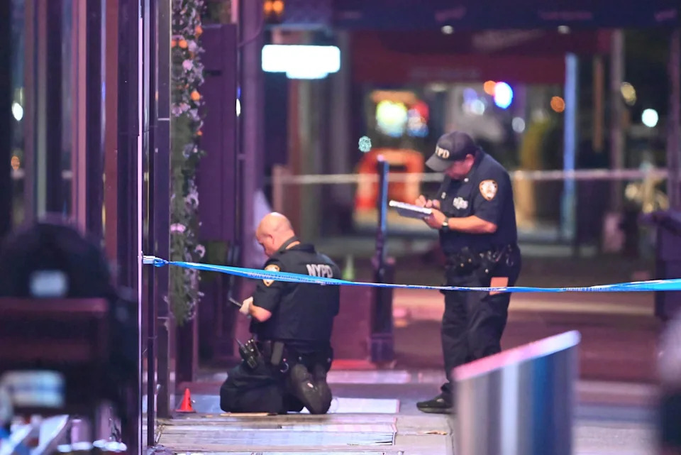17-year-old arrested after 3 people shot in Times Square