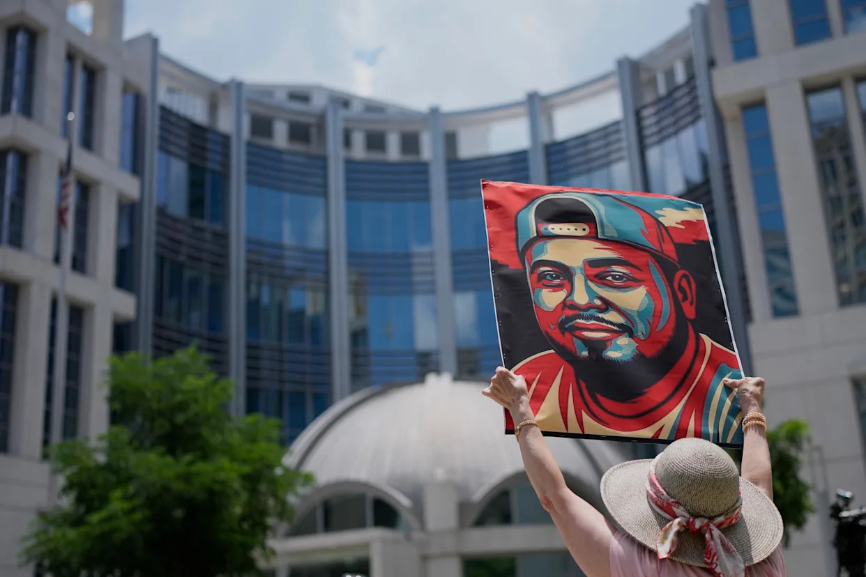 Kilmar Abrego Garcia could be released from jail Friday. Here's what to know