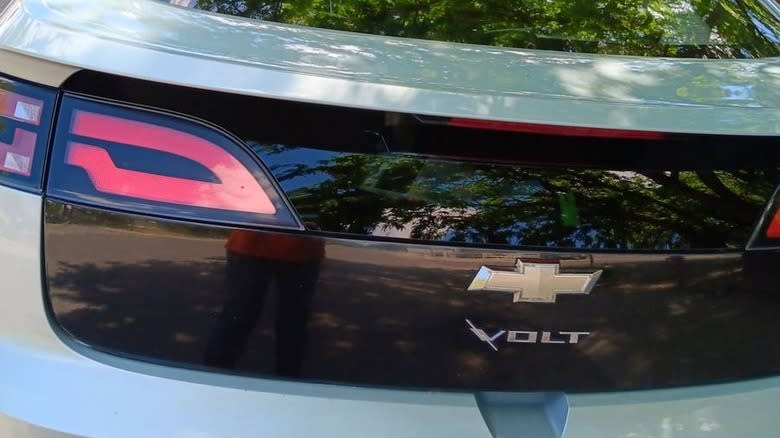 2012 Chevrolet Volt boot lid detail