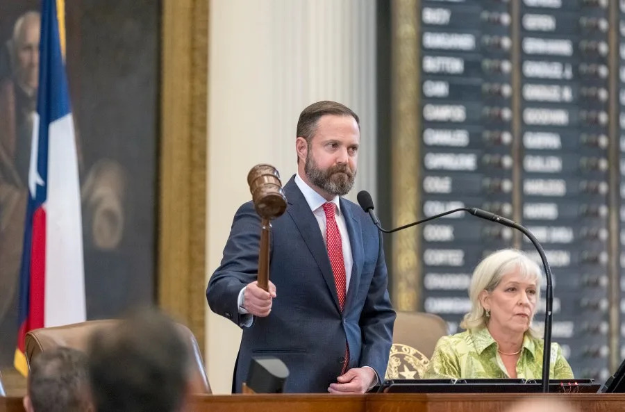 Texas House set to vote on redistricting map