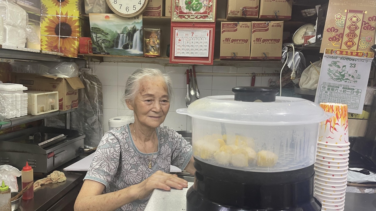 寶琳小食店21粒生雲吞售$30　8旬婆婆隻身開舖：見熟客好過喺屋企