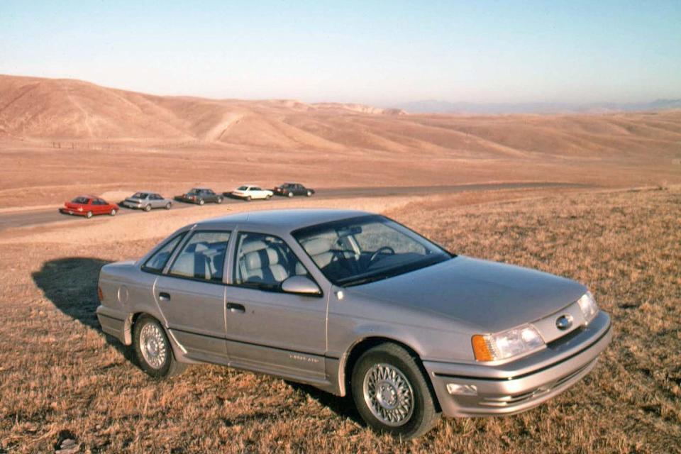 1989 sports sedan comparison