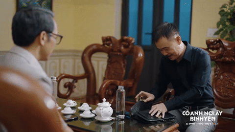'Có anh nơi ấy bình yên' tập 8: Bằng đưa phong bì dày cộp để cảm ơn chủ tịch Thứ