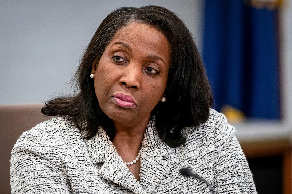 Lisa Cook's path to Fed governor prepared her for a fight in the spotlight