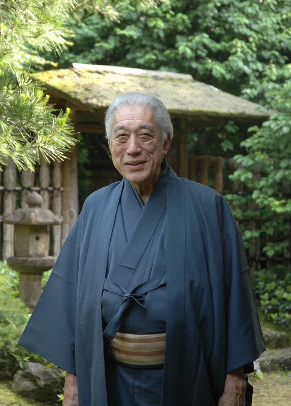 「国のため命捨てた仲間などいない」　茶の心で反戦伝えた千玄室さん