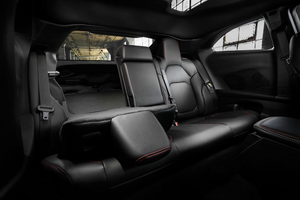 2026 dodge charger sixpack