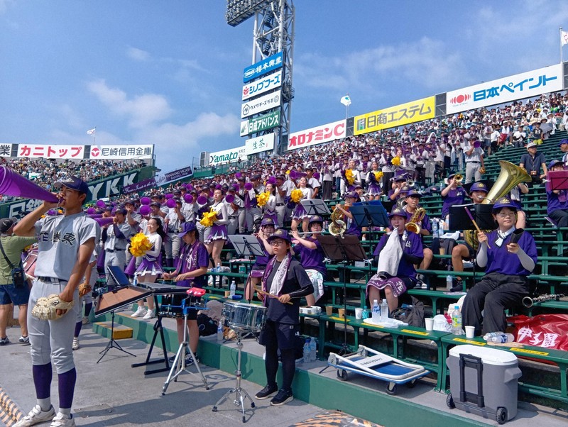 両校響く元西武・メヒア選手の応援歌　東洋大姫路と花巻東　甲子園