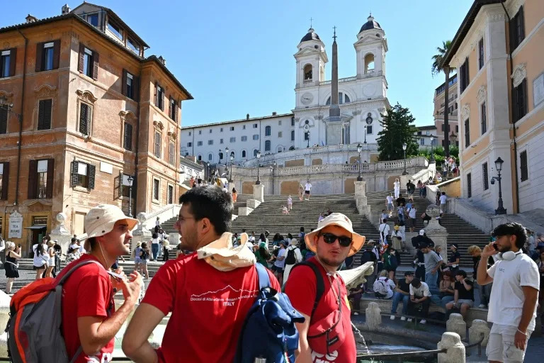 Up to a million young Catholics expected for grand Pope Leo vigil