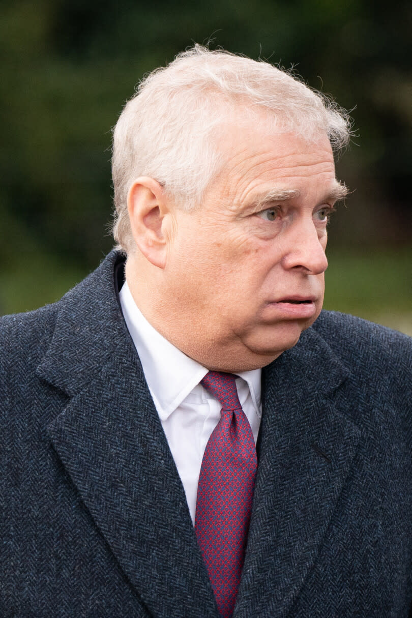 Le prince Andrew en décembre 2022 à la sortie de la messe de Sandringham.