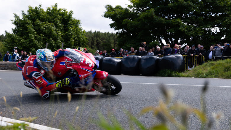 Pantsless Man Jailed For Crossing Active Isle Of Man TT Course