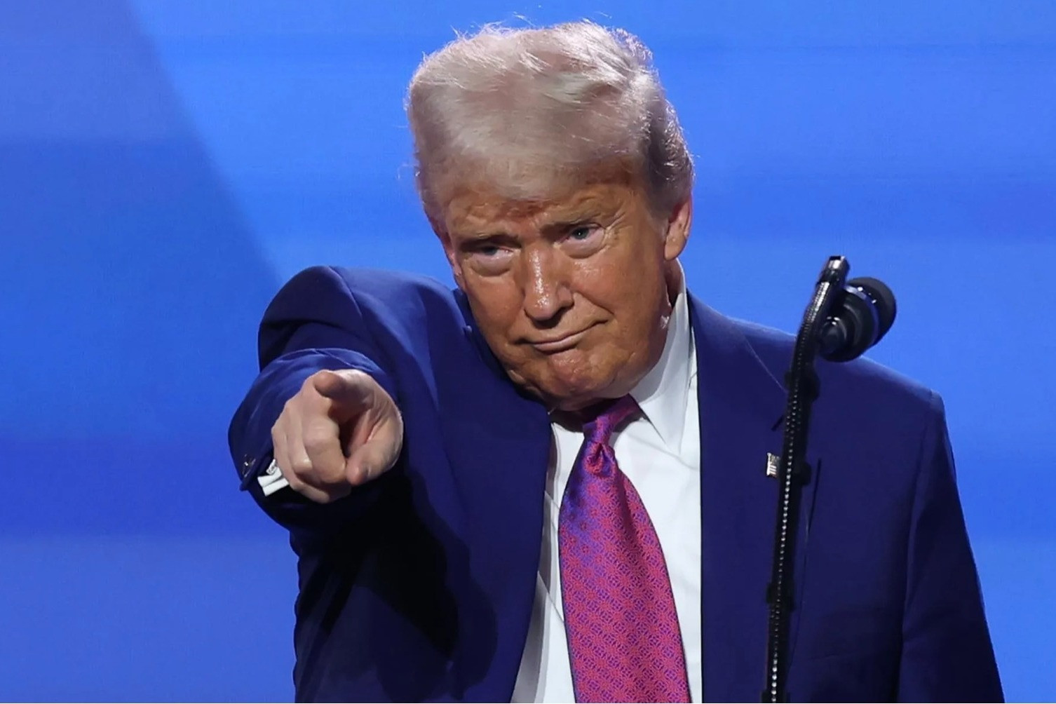 Tổng thống Mỹ Trump tham gia tuần tra đường phố thủ đô Washington