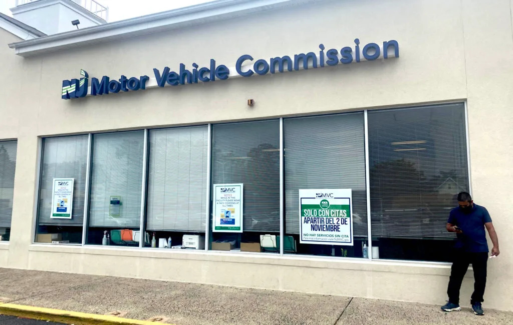 Florida officials target NJ law that allows migrants to get driver’s licenses