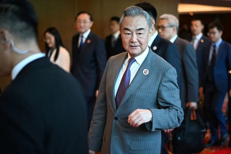 China supports Thailand, Cambodia reconciliation, foreign minister says