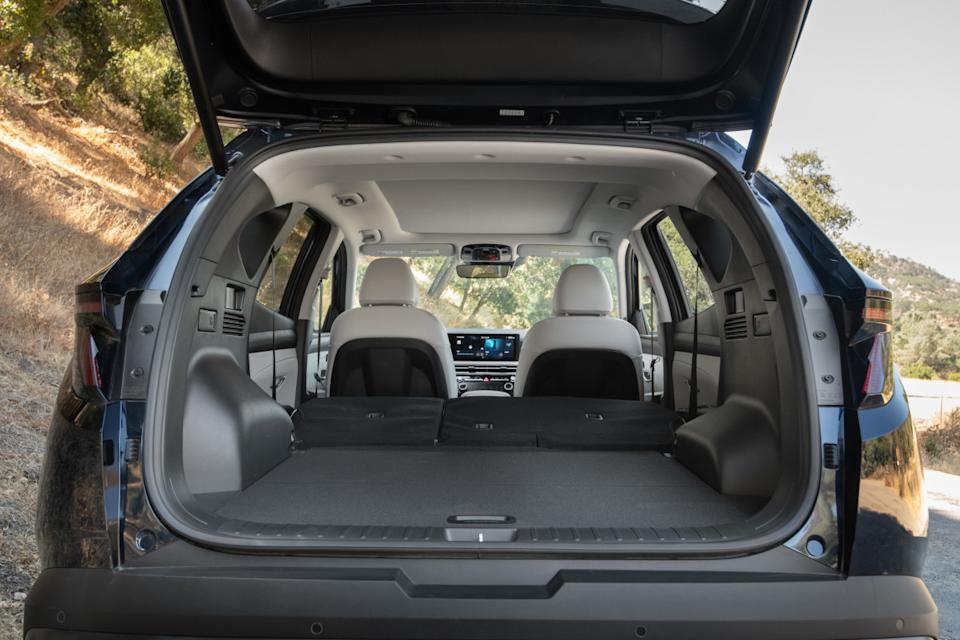 2025 Hyundai TucsonHyundai