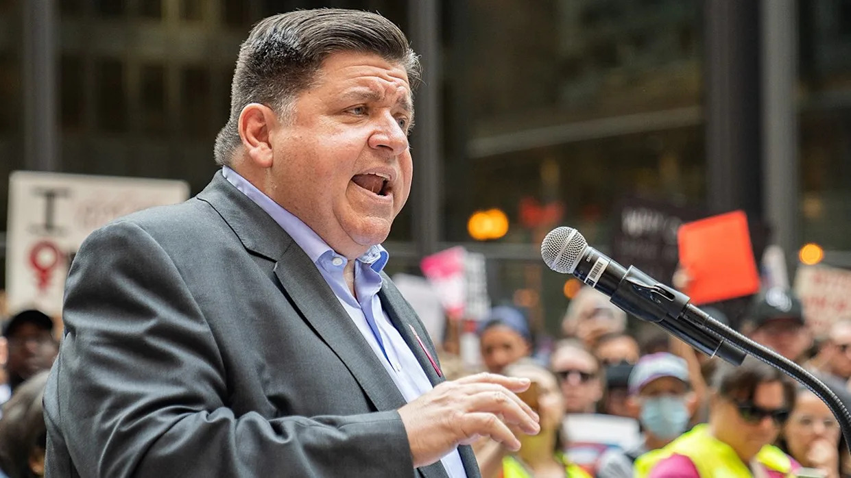 Illinois launches first-in-nation LGBTQ+ legal hotline