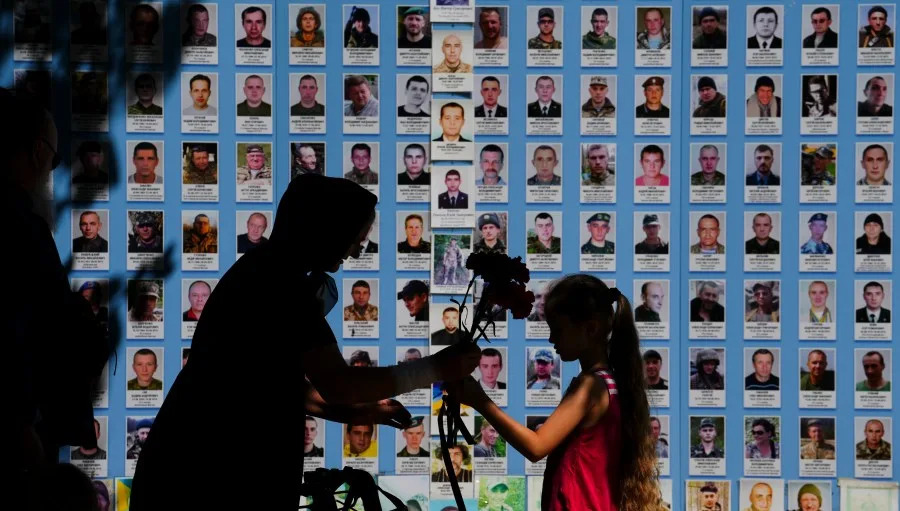 Ukraine celebrates Independence Day as war rages on