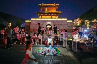 中国の景況悪化　米国との貿易摩擦、先行き不透明　企業心理の重しに