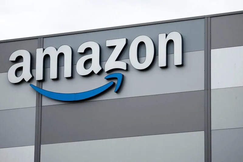 Australia's internet network signs Amazon satellite service