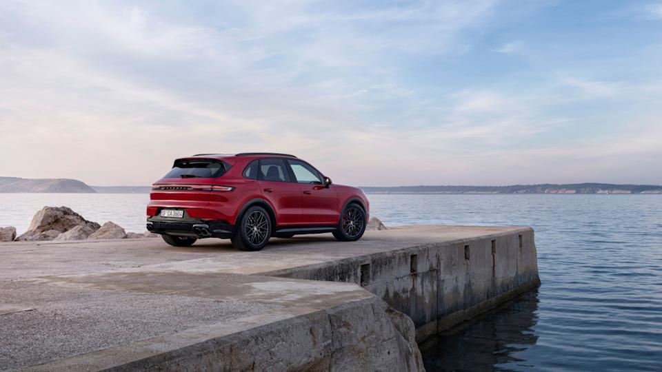 2025 Porsche CayennePorsche