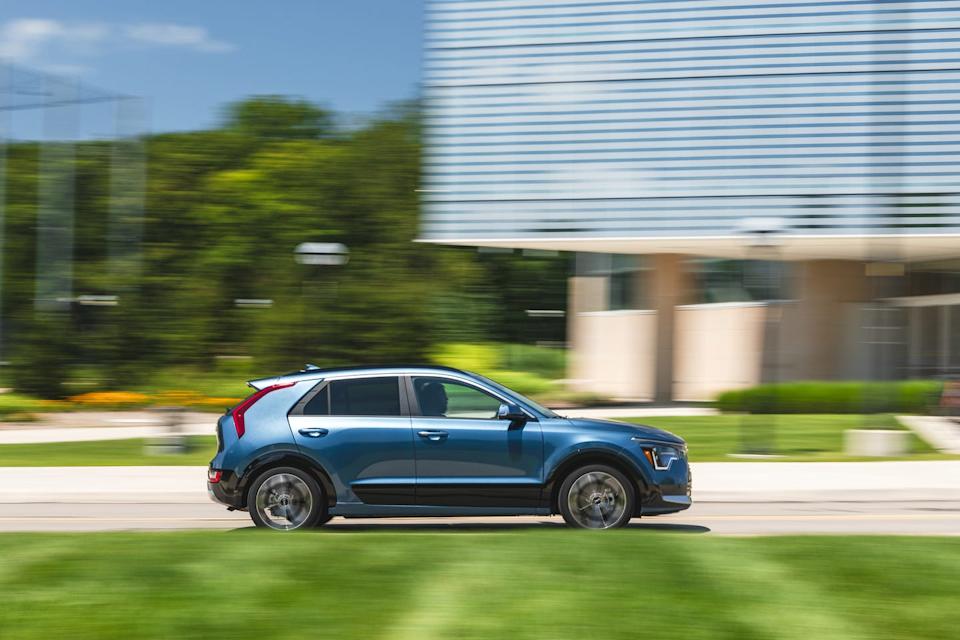 2024 kia niro phev long term