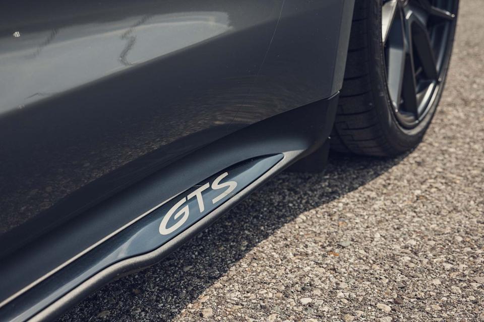 2025 porsche taycan sport turismo gts