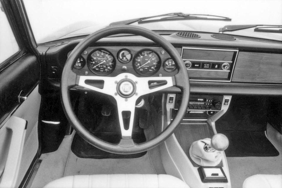1982 fiat turbo spider 2000