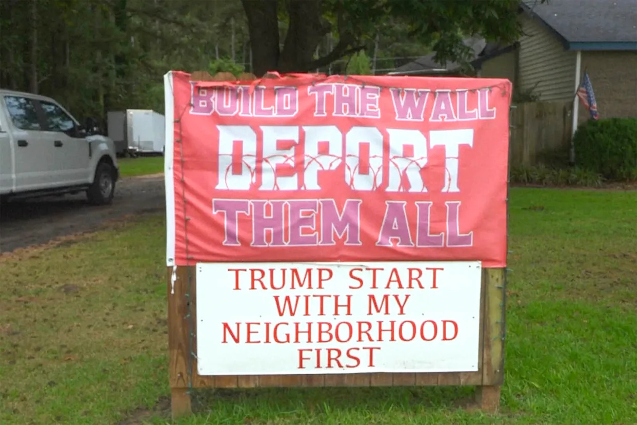 Man living next to Hispanic-owned business puts up sign urging Trump to deport his neighbors