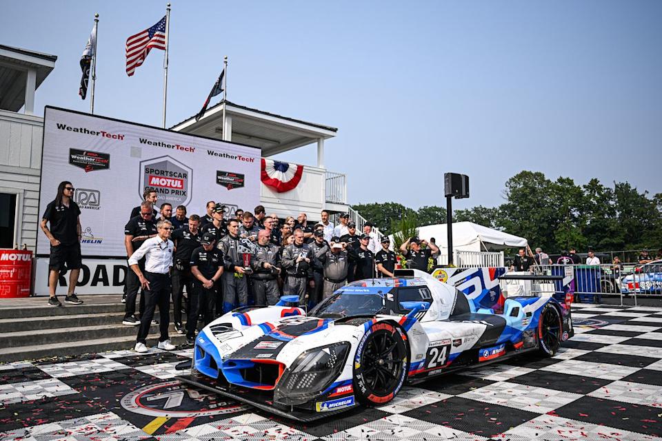 #24: bmw m team rll, bmw m hybrid v8, gtp: philipp eng, dries vanthoor