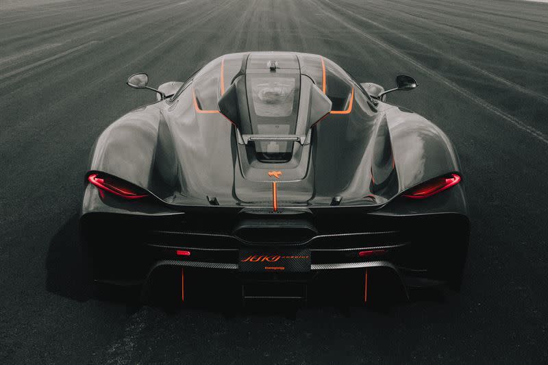 highperformance sports car emphasizing sleek design and aerodynamic features