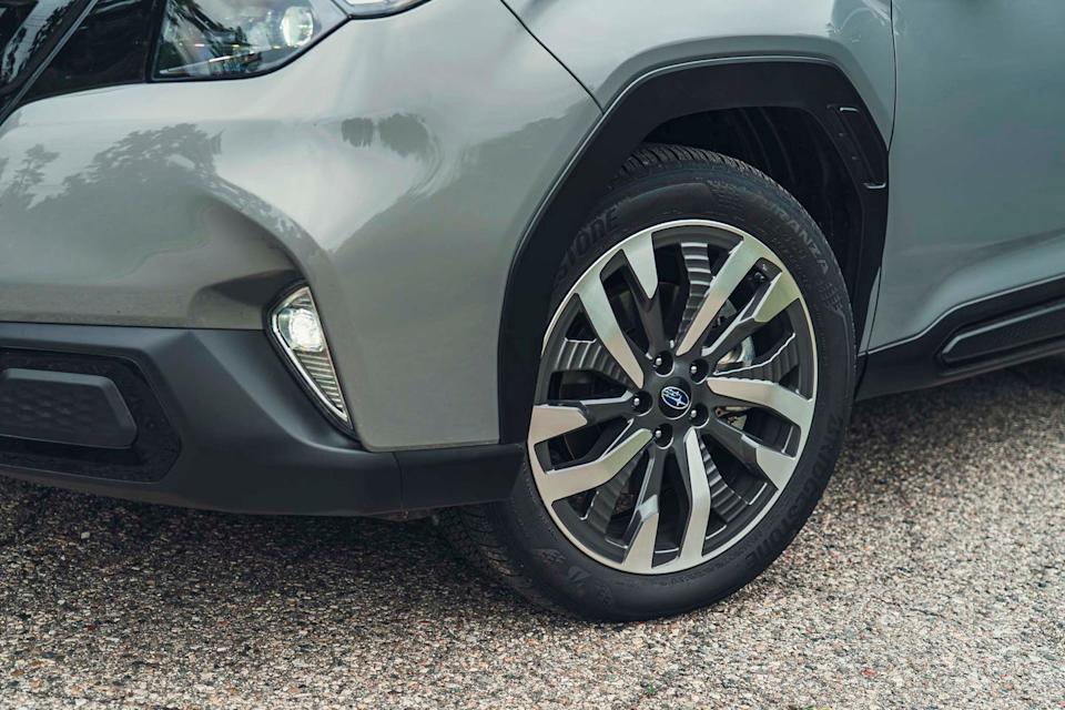 2025 subaru forester hybrid