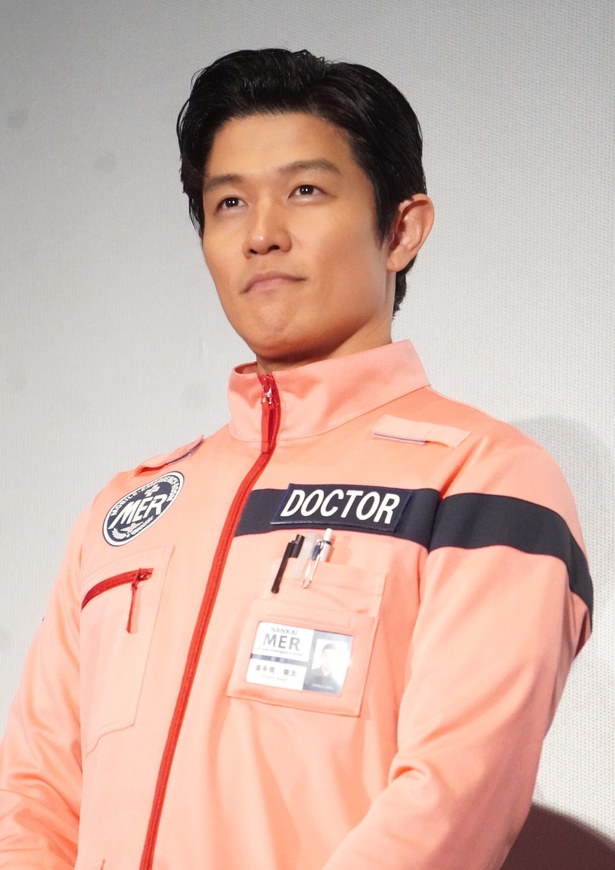 鈴木亮平
