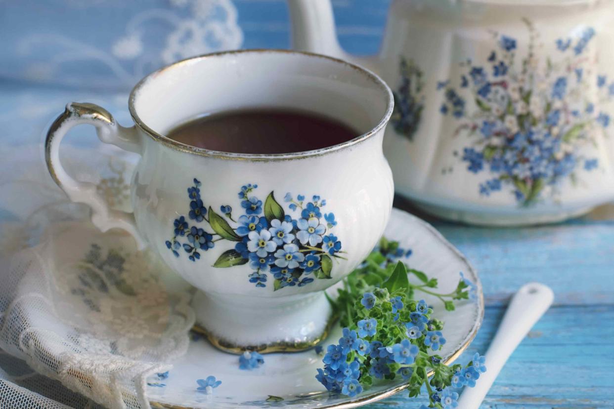 6 Best Teas for Brain Health, According to Dietitians