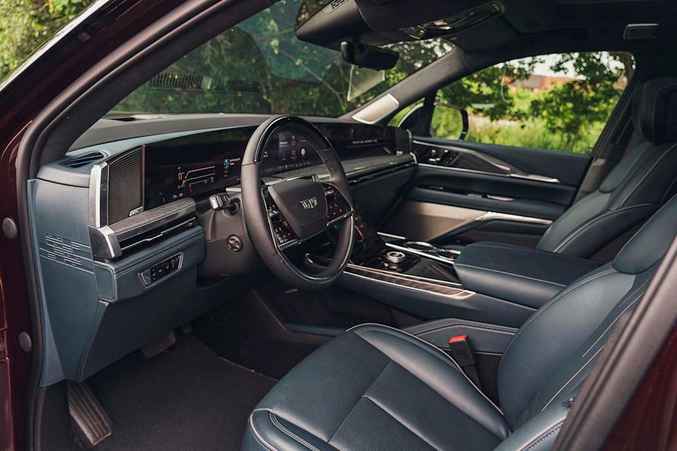 2025 cadillac escalade iq
