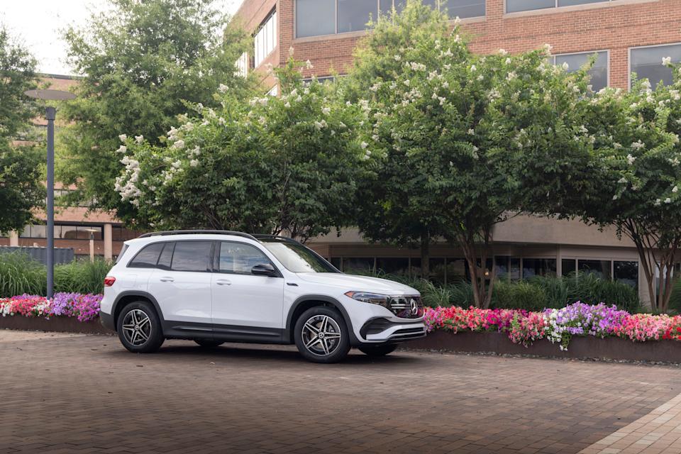 Mercedes-Benz EQB.