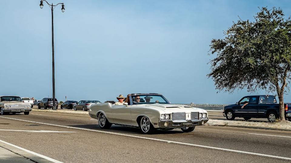 Oldsmobile Cutlass Supreme