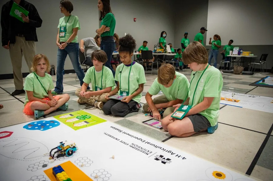 2025 STEAM Day for 4-H at Mississippi State (Courtesy: Ellen Graves, MSU Extension Service)