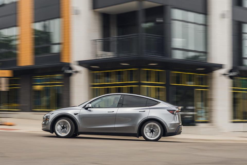 2026 tesla model y long range awd juniper